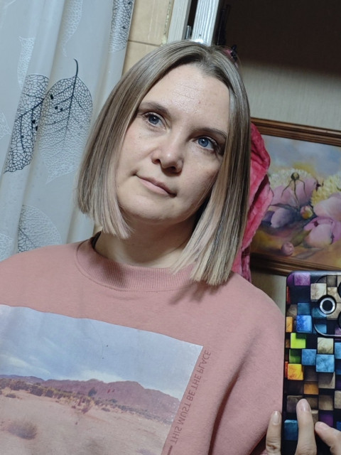 Светлана, Россия, Москва, 40 лет, 1 ребенок. Познакомлюсь с мужчиной 39-45 лет для серьезных отношений, брака и создания семьи, дружбы и общения.Приятная в общении, добрая, искренняя девушка в поисках своей любви