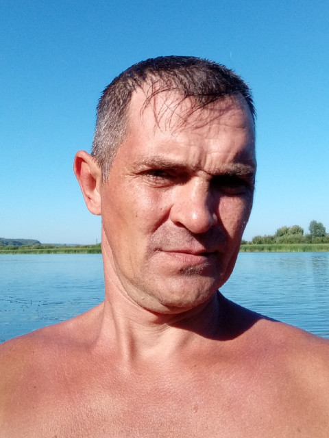 Дмитрий, Россия, Самара, 44 года. Познакомлюсь с женщиной для любви и серьезных отношений.Люблю люблю отдых на природе в любое время года, и готовить кухня для меня свете.