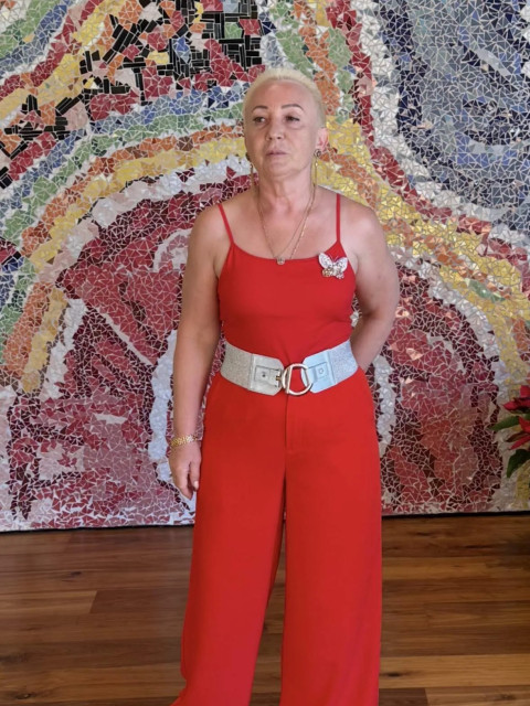 Наталья, США, Вашингтон, 61 год. Познакомлюсь с мужчиной для брака и создания семьи, дружбы и общения.Рост 158, вес 55 кг природная блондинка, 
Без материальных проблем, 
Вдова
Люблю «кухарить», вяза