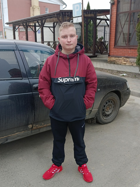 Евгений, Россия, Новозыбков, 24 года. Познакомлюсь с девушкой для любви и серьезных отношений, брака и создания семьи, рождения совместныхПривет, я добрый, заботливый, люблю детей, животных, я ростом 157