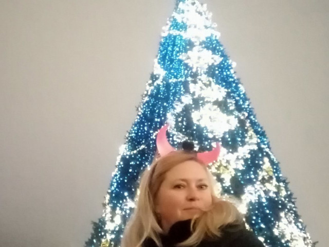 Елена, Россия, Санкт-Петербург, 43 года, 1 ребенок. Познакомлюсь с мужчиной для любви и серьезных отношений, брака и создания семьи, гостевого брака, воСпокойная, уравновешенная. Общительная, люблю путешествовать. Театры, концерты, музеи. Есть кошка и 