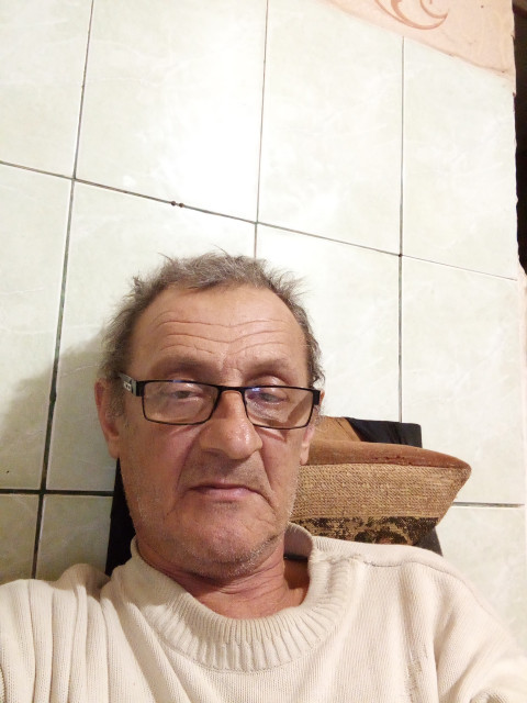 Сергей, Россия, Мариуполь, 58 лет. Познакомлюсь с женщиной для любви и серьезных отношений, брака и создания семьи, дружбы и общения. хНе красавчик, но преданный и нежный