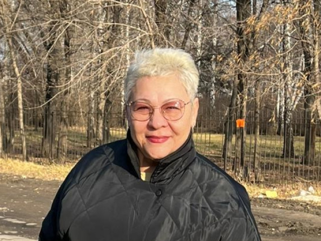 Александра, Россия, Рубцовск, 58 лет, 1 ребенок. Познакомлюсь с мужчиной для общения, а дальше видно будет. Предпочтение мужчине самодостаточному, маВ меру строптива. Не глупа. Хорошо готовлю.