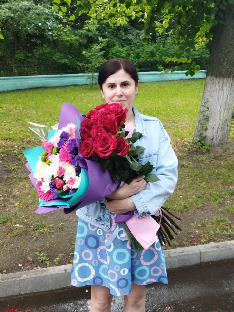 Аня, Россия, Иваново, 46 лет. Познакомлюсь с мужчиной для любви и серьезных отношений, брака и создания семьи, воспитания детей.  Анкета 812536. 