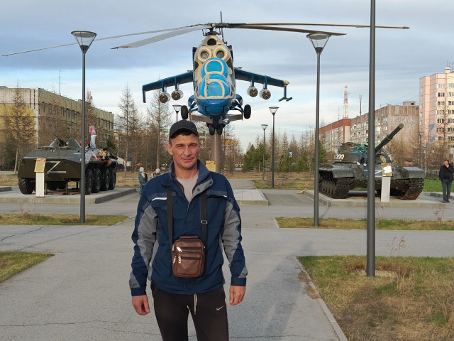 Виталий, Россия, Новый Уренгой, 47 лет, 1 ребенок. Познакомлюсь с женщиной для дружбы и общения. Анкета 812709. 