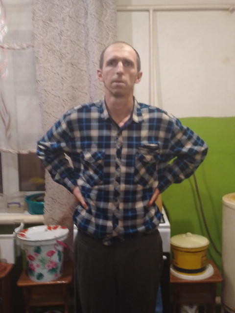 Руслан Александр, Россия, Орёл, 47 лет. Он ищет её: 36_46ростую
АбычнуюРуслан работаюбудурад
Познакомеца