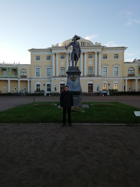 Александр, Санкт-Петербург, м. Ладожская, 64 года. Он ищет её: Познакомлюсь с женщиной для любви и серьезных отношений, гостевого брака, дружбы и общения.Нормальный, с руками, чувством юмора, не пью, не курю.