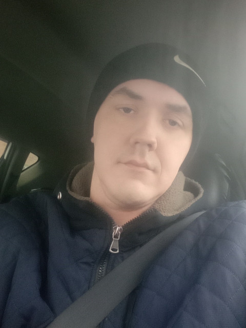 Алексей, Россия, Гуково, 37 лет. Познакомлюсь с женщиной для любви и серьезных отношений, брака и создания семьи, рождения совместныхВысокий, добрый, мягкий, без вредных привычек, женат не разу не был, живу с родителями