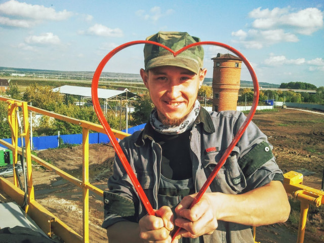 Михаил, Россия, Пермь, 37 лет. Познакомлюсь с талантливой, стройной, девушкой/женщиной для любви и серьезных отношений, брака и созЯ многогранно развитый мужчина, спортивного телосложения, работаю строителем не командируюсь, отличн