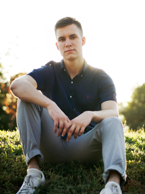 Кирилл, Россия, Москва, 22 года. Он ищет её: Познакомлюсь с девушкой для любви и серьезных отношенийЕсть неплохая работа в it секторе. Вредных привычек нет, хожу в зал