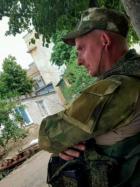 Анатолий, Россия, Брянка, 39 лет. Познакомлюсь с женщиной для любви и серьезных отношений, брака и создания семьи, воспитания детей, рНе женат ищу спутницу по жизни