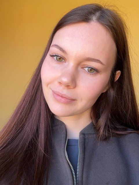 Катя, Санкт-Петербург, м. Балтийская, 23 года. Познакомлюсь с парнем для брака и создания семьи.За живое общение, и только