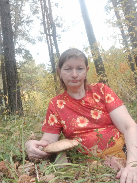 Лариса, Россия, Новосибирск, 50 лет, 2 ребенка. Ищу друга, свободного, активного, увлечённого. С кем будет легко общаться, интересно проводить время....  Анкета 815382. 