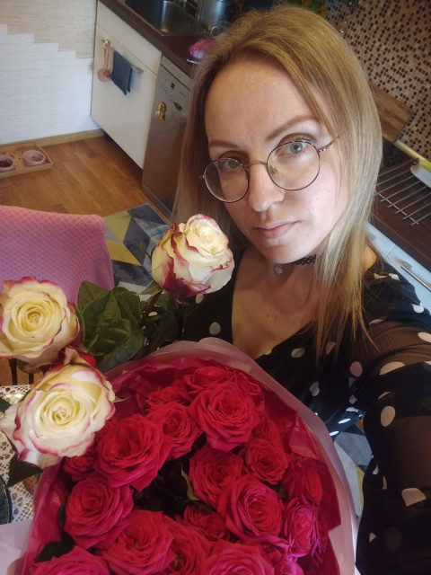 Яна, Санкт-Петербург, м. Комендантский проспект. Фото на сайте ГдеПапа.Ру