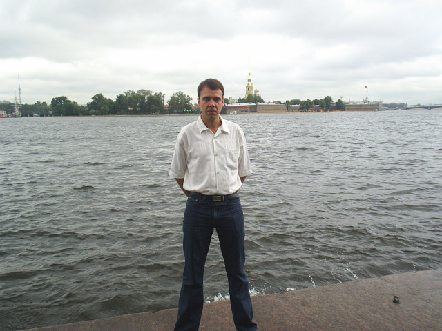 Алексей Толок, Россия, Почеп, 46 лет. Ищу девушку- женщину для серьёзных отношений. 
Возраст от 18 до 49 лет
Возможно и с детьми. ГлавноРазведён, 
Я живу один, есть дом и машина. 
По профессии IT шник
Программист и сисадмин