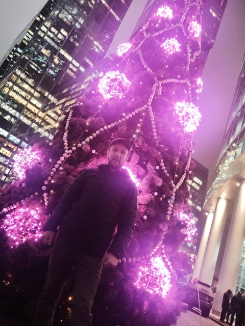 Эдуард, Россия, Москва, 39 лет, 1 ребенок. Познакомлюсь с женщиной для любви и серьезных отношений, брака и создания семьи, гостевого брака, дрОбщительный, вежливый,романтичный. Ищу спутницу жизни.. Целеустремленный, без вредных привычек.