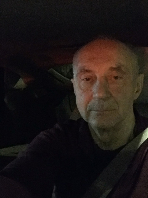 Лев, Россия, Санкт-Петербург, 59 лет. Познакомлюсь с женщиной для гостевого брака, дружбы и общения.высокий-не толстый (скорее стройный), до прошлого года регулярно (через день) плавал в бассейне по 3