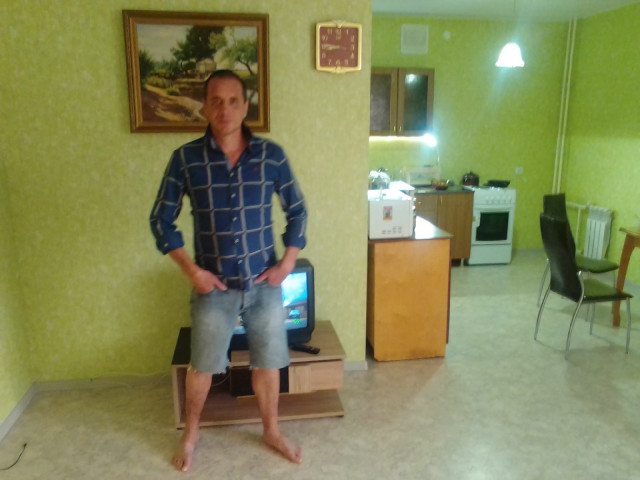 Дима, Россия, Ступино, 40 лет. Познакомлюсь с женщиной для любви и серьезных отношений, гостевого брака, дружбы и общения.Свободен. Буду рад знакомству.