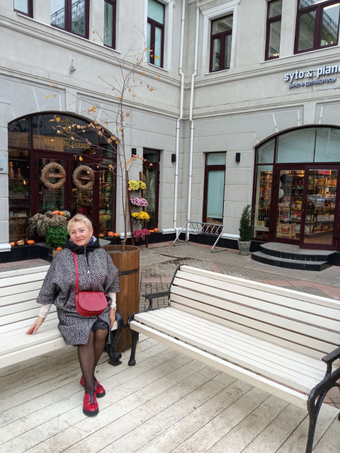 Надежда, Россия, Москва, 66 лет, 1 ребенок. Она ищет его: Познакомлюсь с мужчиной для дружбы и общения.Веселая, добрая, без вредных привычек, очень домашняя, нежная, люблю создавать домашний уют. Путешес