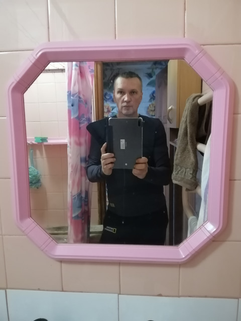 Владимир, Россия, Дятьково, 50 лет, 1 ребенок. Познакомлюсь с женщиной для любви и серьезных отношений.Работаю, живу один