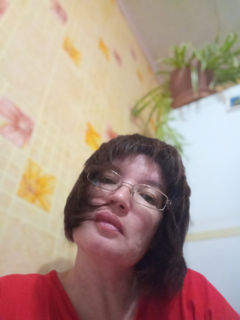 Гузель, Казань, 48 лет, 1 ребенок, 1 фото. Познакомлюсь с мужчиной для гостевого брака, дружбы и общения. 
Без наркотического прошлого, не судимого....  Анкета 816967. 