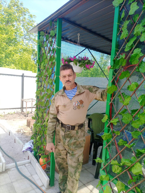 Юра, Россия, Луганск, 54 года. Познакомлюсь с женщиной для любви и серьезных отношений.Ищу сер отн