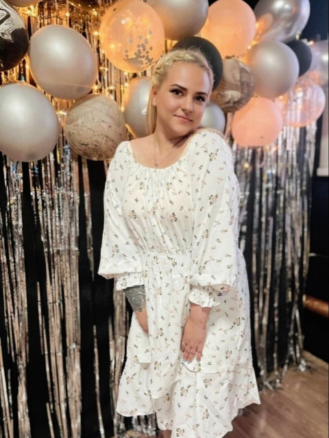 Алина, Россия, Тольятти, 29 лет, 2 ребенка. Познакомлюсь с мужчиной для дружбы и общения.Коротко о главном : Весёлая, добрая, честная, самодостаточная, не ординарная.. Увлечений море, но та