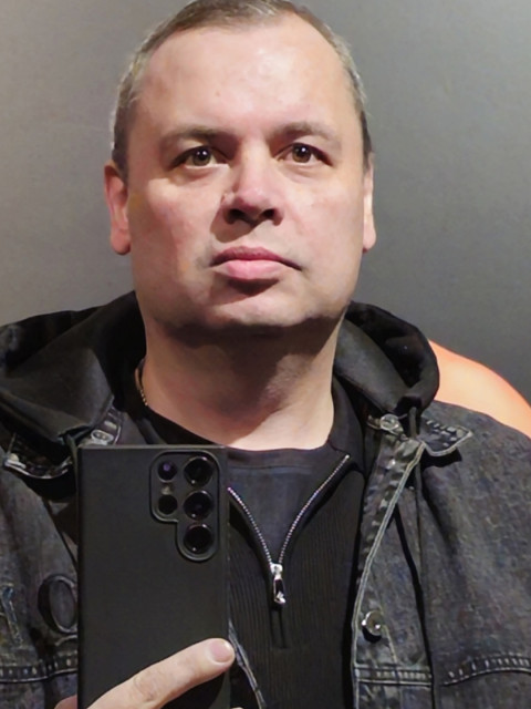 Максим, Россия, Москва, 46 лет, 1 ребенок. Познакомлюсь с женщиной для любви и серьезных отношений, брака и создания семьи.Москвич, ищу родную душу для серьёзных отношений.