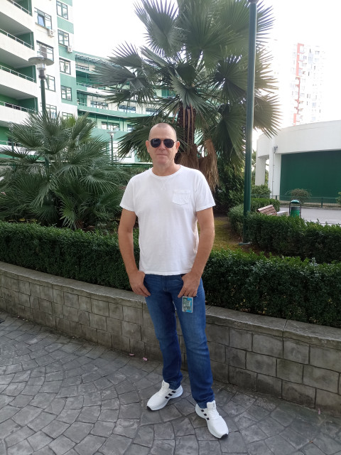 Иван, Россия, Анапа, 53 года, 1 ребенок. Познакомлюсь с женщиной для любви и серьезных отношений, дружбы и общения.Л? гкий на подъ? м, люблю спокойный отдых. Прогулки, море, спорт