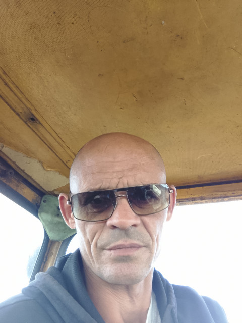 Алексей Бахарев, Южноуральск, 45 лет, 1 ребенок, 2 фото. Хочу встретить женщину