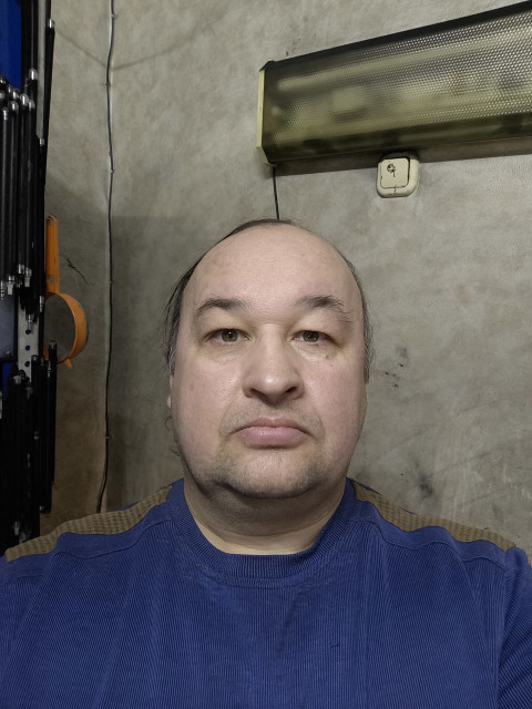 Антон Александрович, Россия, Курган, 47 лет, 1 ребенок. По одежке встречают, по уму провожают...