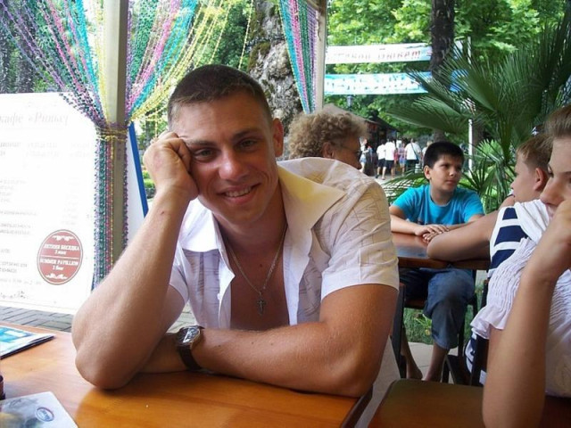 Максим, Россия, Калининград, 31 год. Познакомлюсь с женщиной для дружбы и общения. Анкета 818289. 