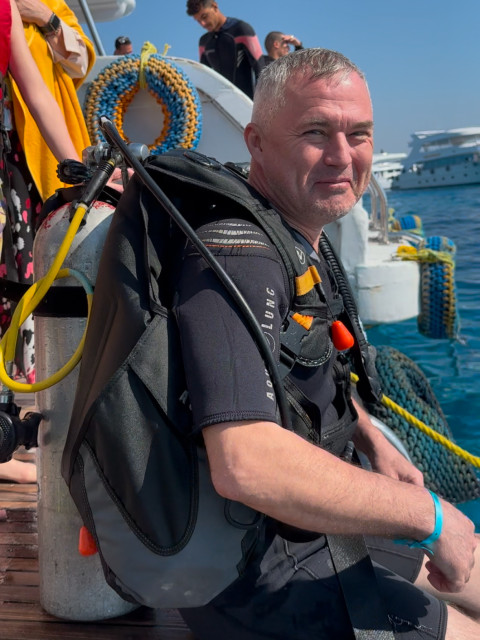 Ильдар, Россия, Жуковский, 49 лет, 1 ребенок. Познакомлюсь с женщиной для любви и серьезных отношений, брака и создания семьи, дружбы и общения.Есть свой бизнес, строю второй дом, люблю путешествовать по Юго-Восточной Азии. 
Автолюбитель и авт