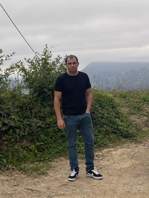 Vasy, Румыния, Клуж-Напока, 31 год, 1 ребенок, 3 фото. Познакомлюсь с женщиной для любви и серьезных отношений, брака и создания семьи.  Анкета 818439. 