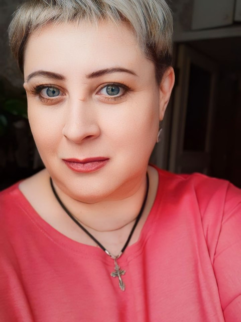 Natаli, Москва, 51 год, 1 ребенок, 3 фото. Ищу: Привет! 😊 Давай попробуем создать моего идеального мужчину! 

Возраст: от 40 до 50 лет – зрелый,...  Анкета 818585. 