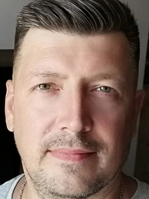 Ростислав Бутков, Санкт-Петербург, м. Девяткино, 45 лет, 1 ребенок, 2 фото. Знакомство без регистрации