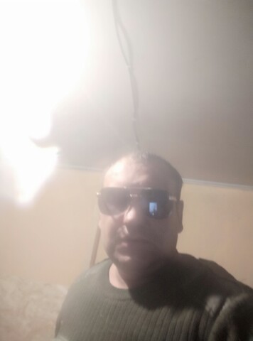 Анатолий Вершинин, Россия, 39 лет, 1 ребенок, 1 фото. Ищу: Жить любить дружить.  Анкета 818678. 