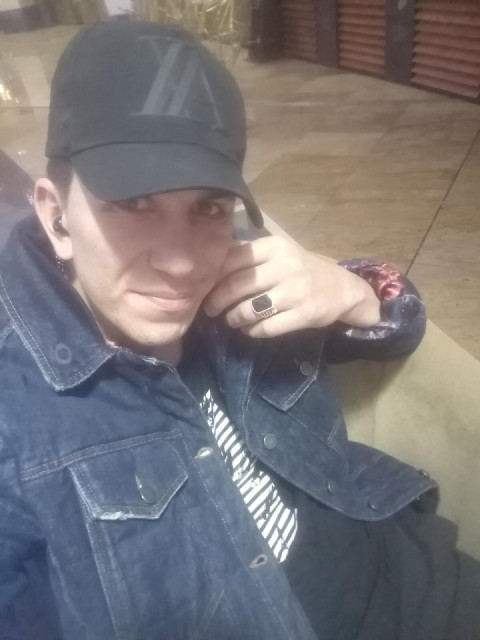 Сергей Ильченко, Москва, м. Октябрьское Поле, 35 лет, 2 ребенка. Познакомлюсь с женщиной для любви и серьезных отношений, рождения совместных детей, дружбы и общенияПростой я