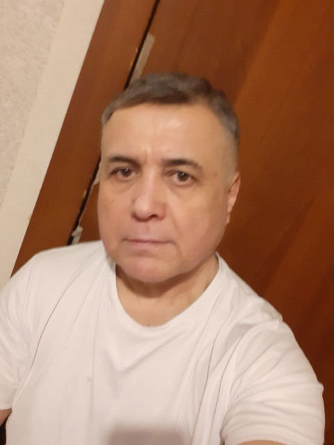 Мансур Юлдашев, Россия, Санкт-Петербург, 58 лет. Расскажу при встрече