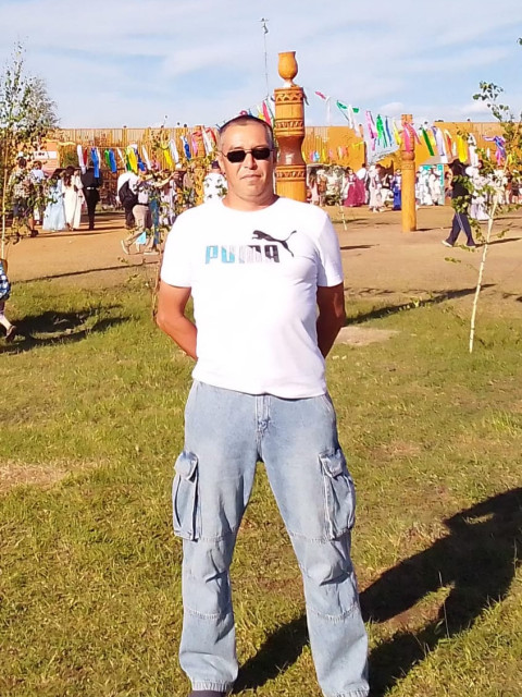 Николай, Луганск, 45 лет, 8 фото. Познакомлюсь с женщиной для любви и серьезных отношений, брака и создания семьи, гостевого брака, дружбы...  Анкета 819507. 