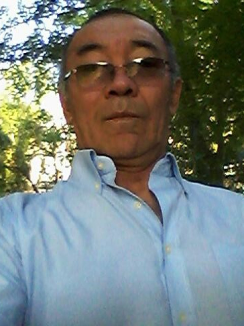 Рахим, Россия, Саратов, 65 лет. Познакомлюсь с женщиной для дружбы и общения.Не пью не курю работаю