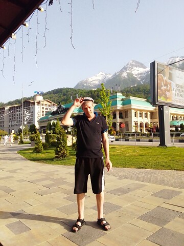 Владимир Будюк, Россия, г. Калининск (Калининский район), 44 года. Познакомлюсь для серьезных отношений и создания семьи.