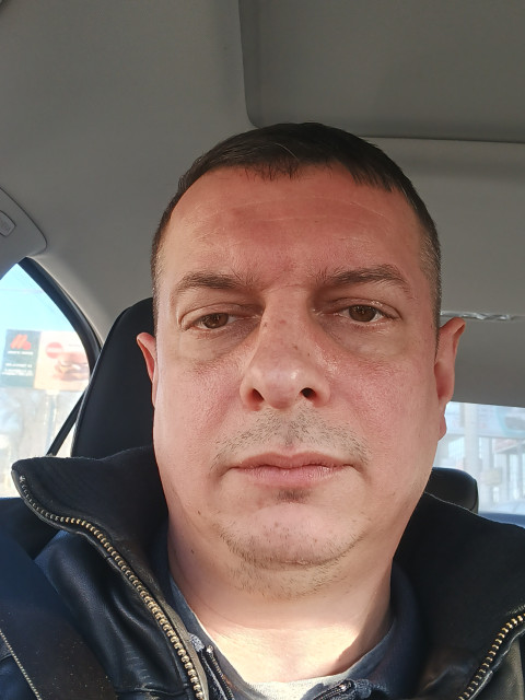 Максим, Россия, Саратов, 42 года. Ищу девушку для встреч 🔞, порядочный, адекватный, стройный парень