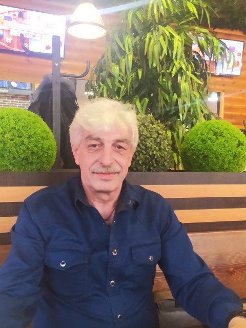 Александр, Россия, Тюмень, 61 год. Познакомлюсь с женщиной для дружбы и общения.Живу один. Работаю. Познакомлюсь с женщиной из Тюмени!
