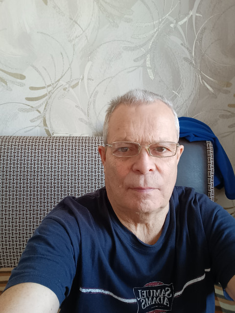 Владимир Мокрецов, Россия, Санкт-Петербург, 76 лет. Проживаю в городе Санкт Петербург рост 170 вес 80 не курю и не пью познакомились с женщиной от 68 до