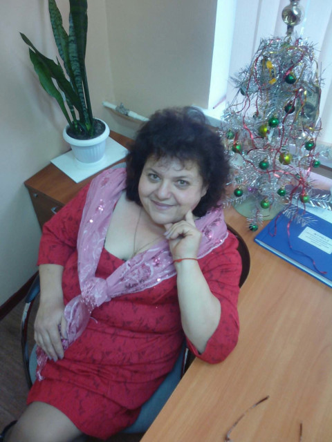 Елена, Россия, Донецк, 58 лет, 1 ребенок. Познакомлюсь с мужчиной для любви и серьезных отношений.на пенсии, но работаю