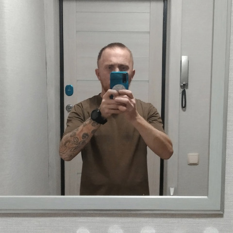 Андрей Катков, Россия, Сочи, 41 год, 1 ребенок. Хочу найти Хорошую в сексе. Красивую и чтобы меня заёбывалаСтарый, но с указанием очень красивый бородатый рыжий