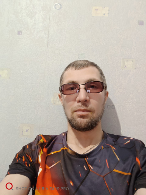 Ильнур, Альметьевск, 39 лет, 1 ребенок, 3 фото. Познакомлюсь с женщиной для любви и серьезных отношений, брака и создания семьи, воспитания детей, рождения...  Анкета 820606. 