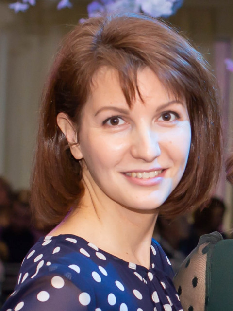 Ксения, Череповец, 42 года, 1 ребенок, 1 фото. Ищу: Хочется видеть рядом надежного мужчину, с которым спокойно, комфортно, интересного собеседника, с чувством...  Анкета 820626. 