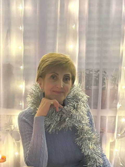 Людмила, Россия, Стерлитамак, 56 лет, 2 ребенка. Хочу встретить сильного духом мужчину 55-65 лет, с чувством юмора, который равнодушен к спиртному, если...  Анкета 820765. 